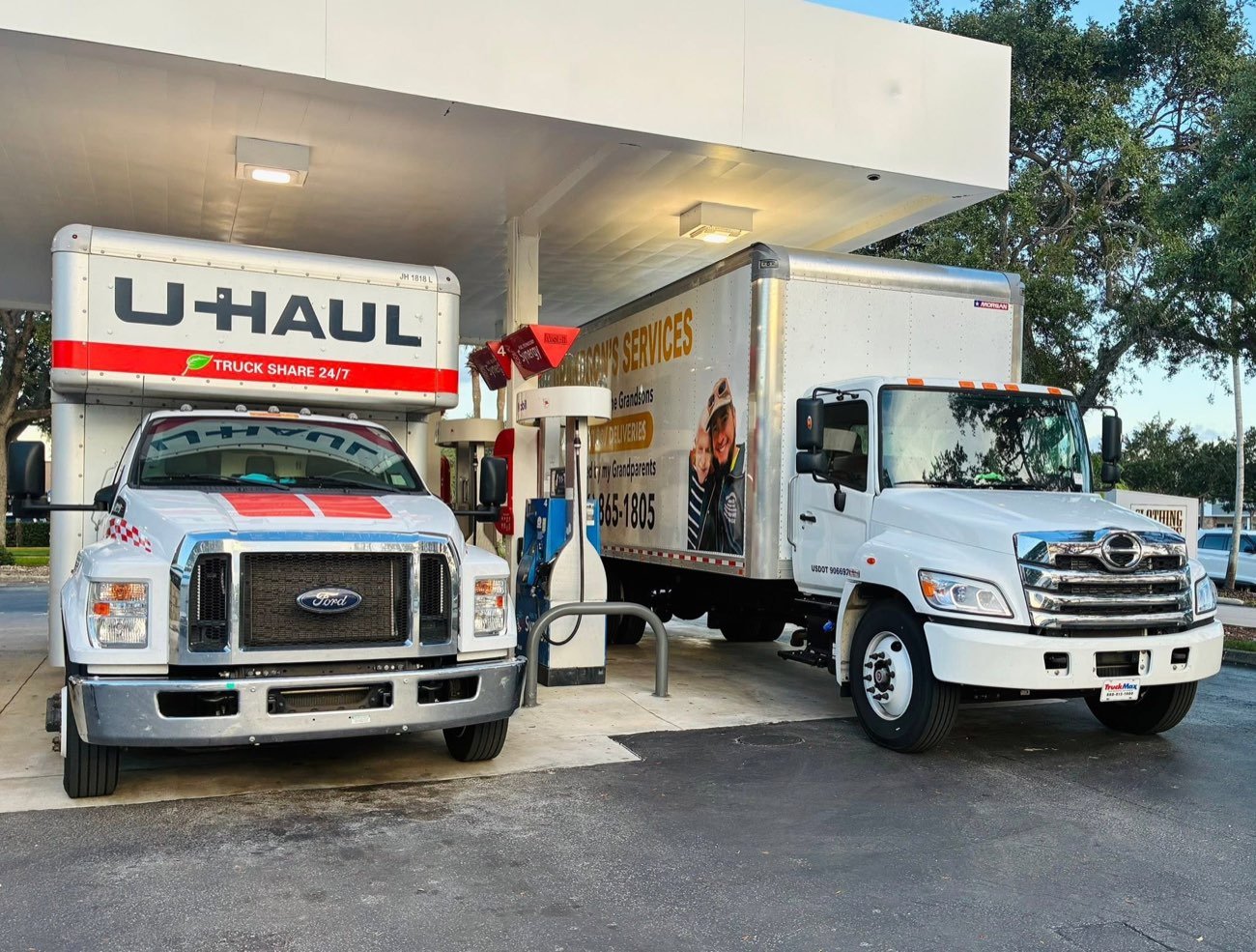Grandson's Services 26-foot moving box truck